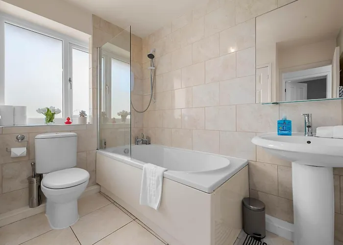 3 Bed Stockport By Superhost Manchester