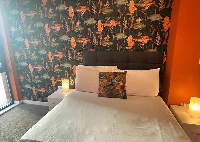 Beehosting Adelphi Wharf Manchester