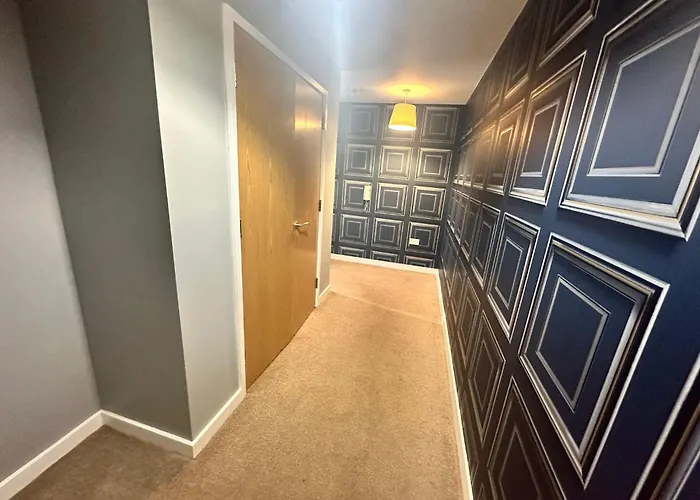 Beehosting Adelphi Wharf Manchester