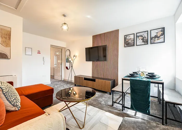 2 Flats Near Coop Arena & Etihad Stadium Lejlighed