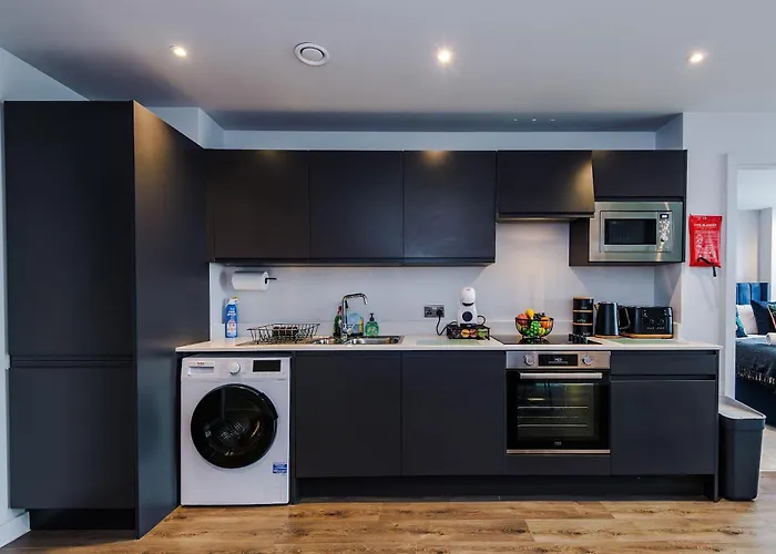 Stunning New 2-bed Flat In Perfect For Couples Апартаменты *