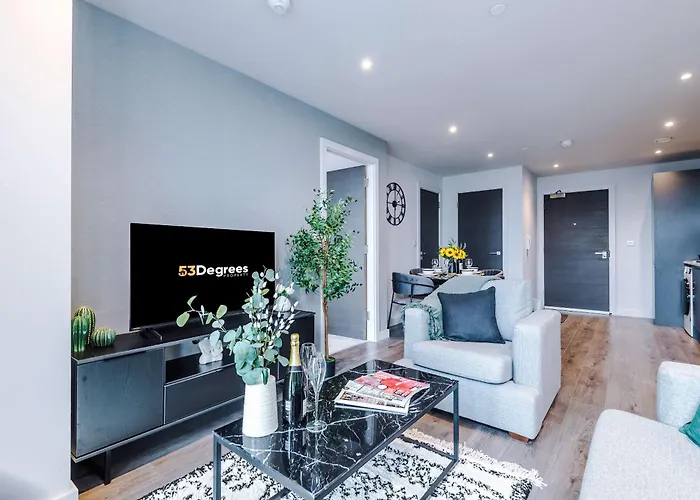 Stunning New 2-bed Flat In Perfect For Couples Апартаменты Манчестер