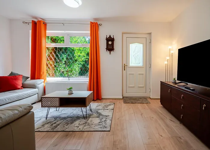 Villa Ancoats Eden - Free Parking - 2 Bath - 3 Bedroom - Centre Manchester