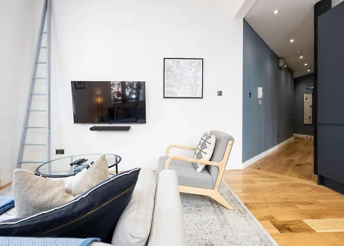 Azure 1br Walks * Manchester