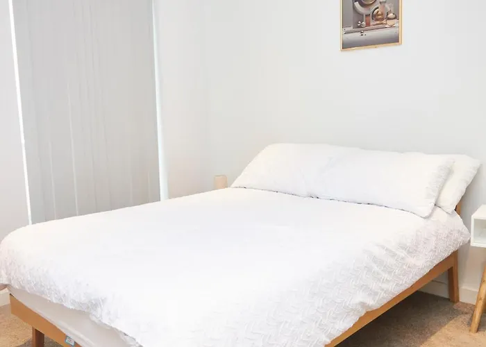Cosy Two Bedroom In 맨체스터