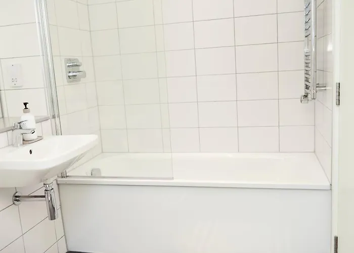 Cosy Two Bedroom In Manchester