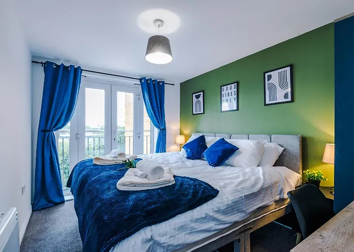 Salford Urban Haven By Parydise - Modern & Chic 2br Retreat - Sleeps 6 - Perfect For Business Or Work Apartamento