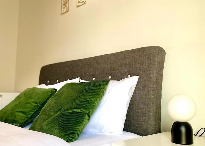 Luxe 2 Bed - Water View And Parking * מנצ'סטר