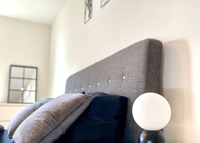 Luxe 2 Bed - Water View And Parking מנצ'סטר