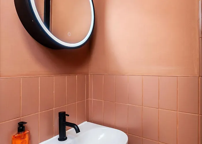 6-bedroom, 6-bathroom Contractor Σπίτι διακοπών