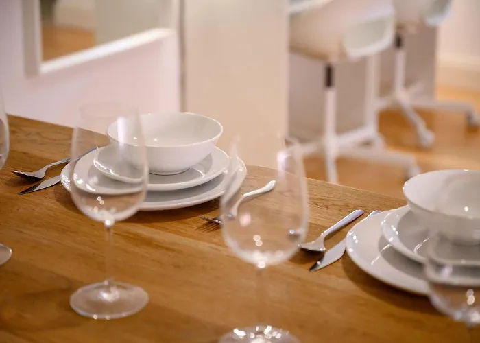 Iconic Canal Street By Superhost