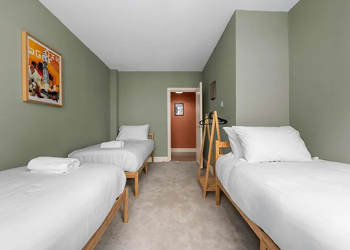 Iconic Canal Street By Superhost شقة