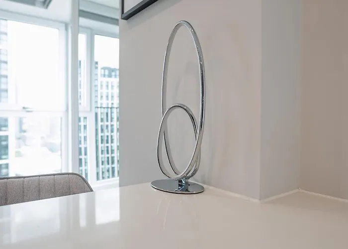 Stylish 2 Bdr By Torr Group Short Lets & Serviced With Free Wifi Appartement