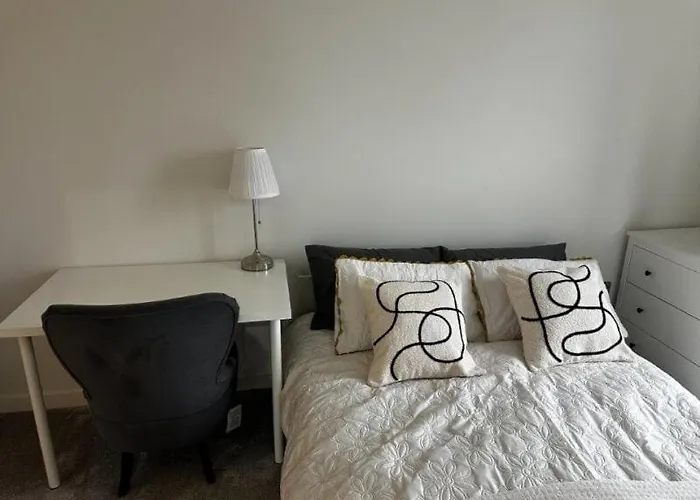 Апартаменты Luxury One Bed