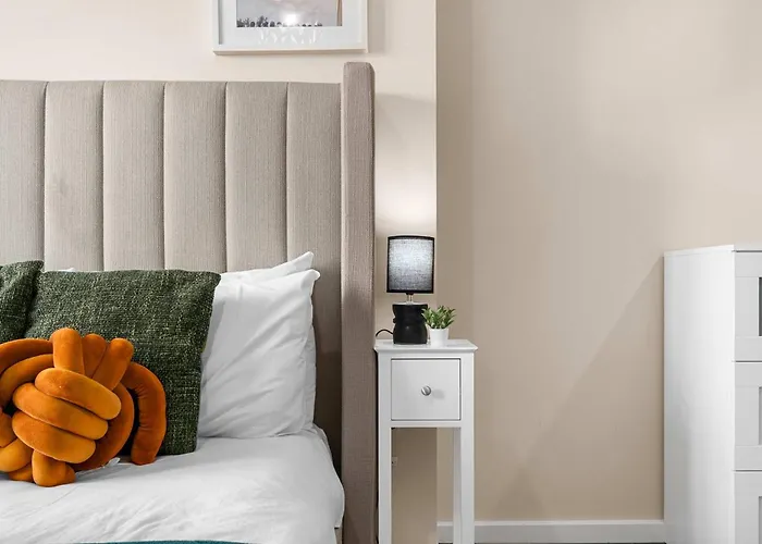 2 Bed Free Parking Mcr By Superhost Apartment *