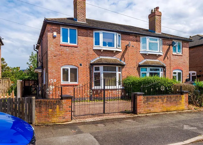 Driveway Stunning 3bedroom In Withington Nyaraló