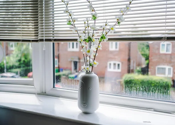 Driveway Stunning 3bedroom In Withington Nyaraló