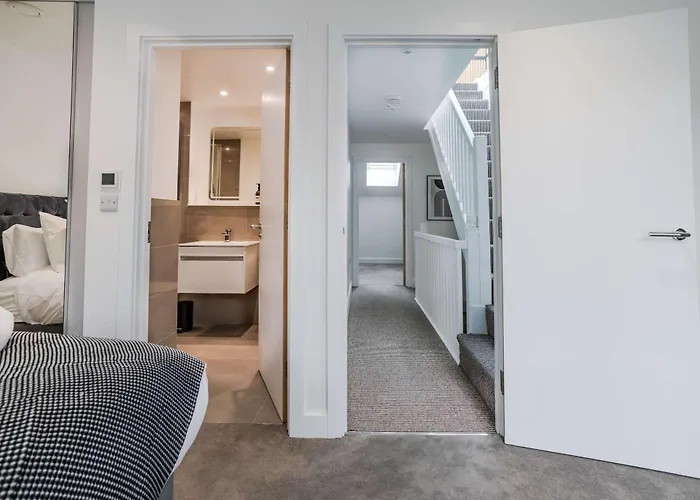 The Hidden - 4br Townhome Roof 펜션 *