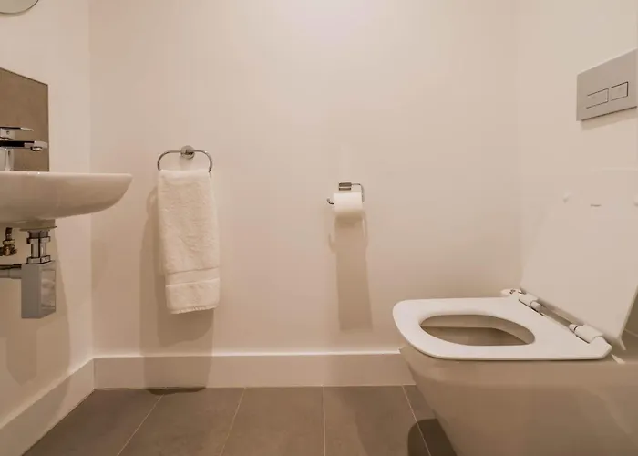 The Hidden - 4br Townhome Roof 맨체스터