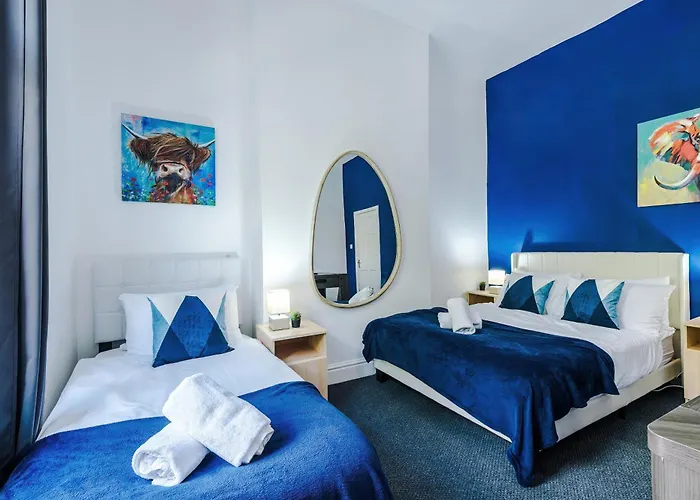 New Large 4 Bedroom House, Sleeps 9, Games Room, Free Parking, Ps4 Ferienhaus *