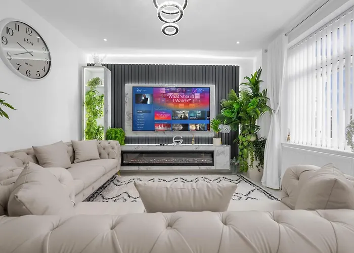 Sluxe 4mins To Etihad Stadium And Coop Live * マンチェスター