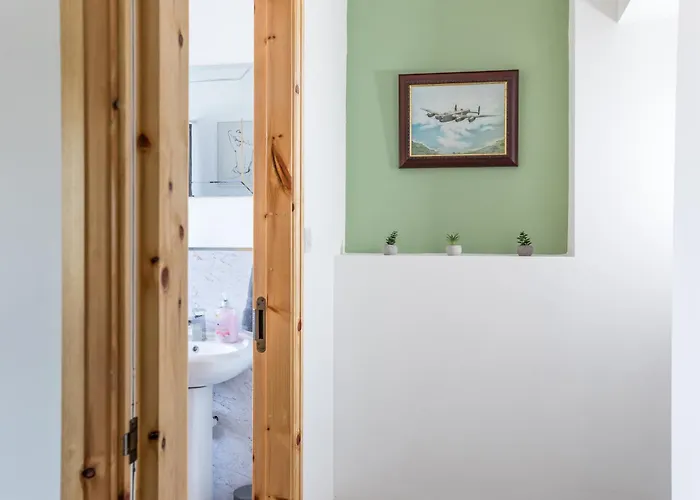 Retreat, Free Parking & Sleeps 5 Lejlighed Manchester