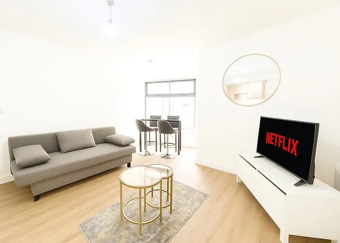 Stylish Stay! Park And Walk Anywhere Apartment Manchester