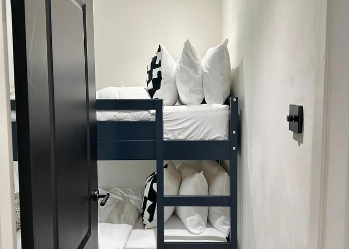 Casa vacanze 2Br House By Ankers Short Lets & Serviced Accommodation Manchester With Competitive Rates & Free Parking Manchester