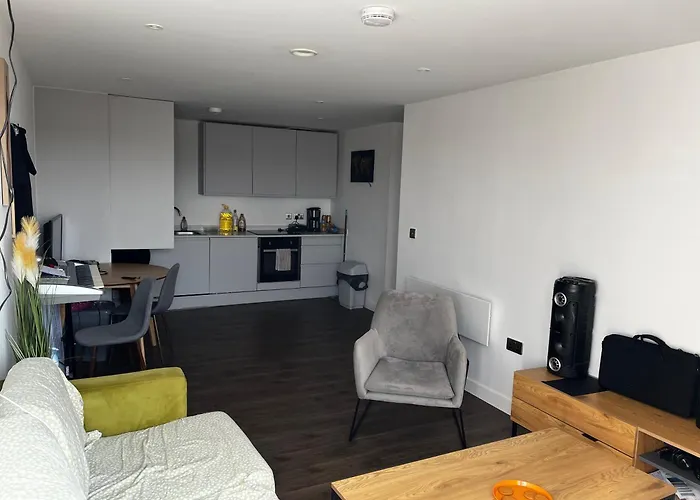 Private Double With Shared Amenities Near *