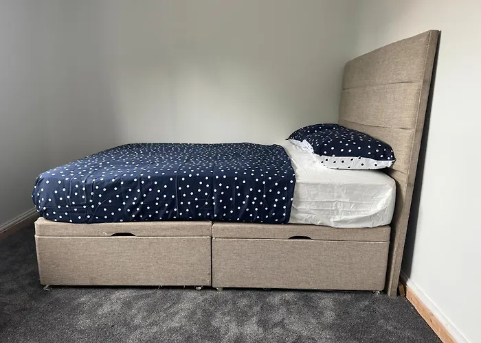 M12 Levenshulme Luxury Newly Renovated *