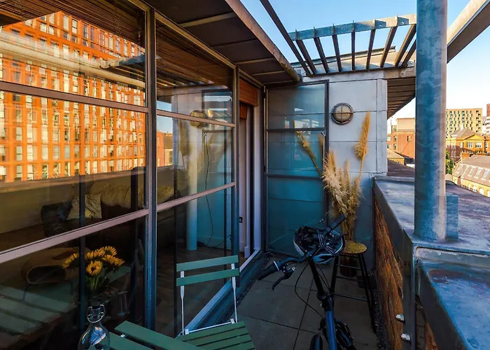 Mcr 2br 2ba, Parking, Wifi, Full Kitchen شقة *