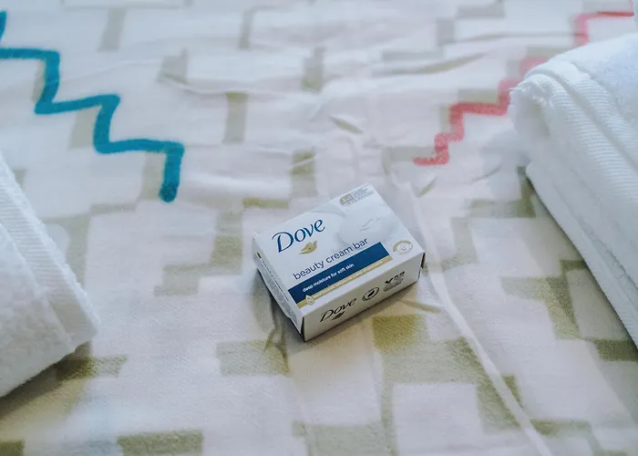 Mcr 2br 2ba, Parking, Wifi, Full Kitchen شقة *