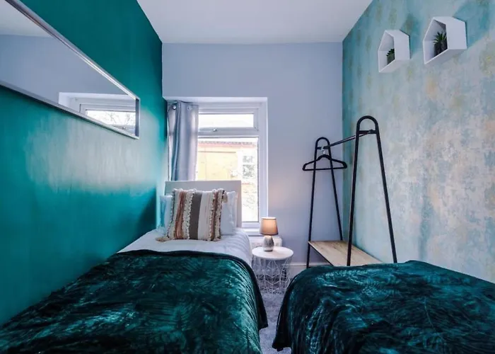 Ferienhaus Stylish 3br-colourful-sleeps 5 *