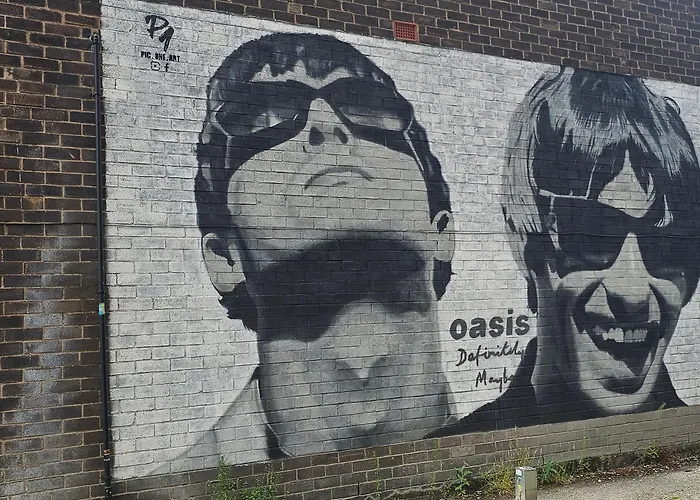 Forest View- Oasis Mural -didsbury Zen Sleeps 10 *