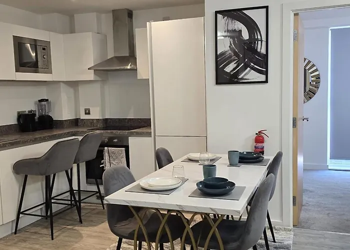 Mega9 Luxury 2bedrooms - 2baths, 2toilets Appartement