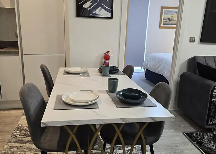 Mega9 Luxury 2bedrooms - 2baths, 2toilets Appartement Manchester