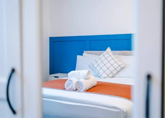 Daire Modern Sleeps 4 & Free Parking Manchester