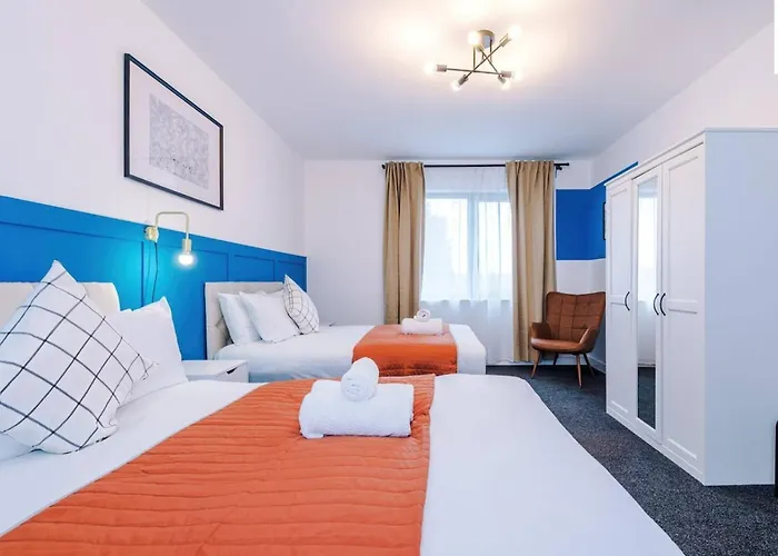 Modern Sleeps 4 & Free Parking Daire *