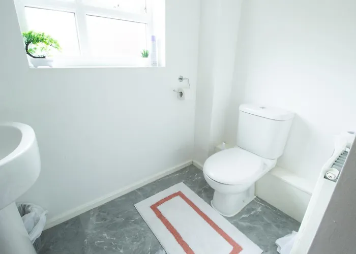 Close To Centre 3-bed Townhouse, Sleeps 7, Free Parking, Great Transport Links 公寓 曼彻斯特