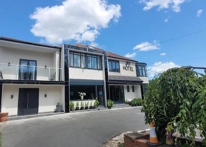 Park Crescent Hotel Manchester