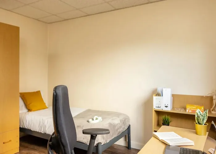 John Lester And Eddie Colman Courts In Salford Apartamento Mánchester