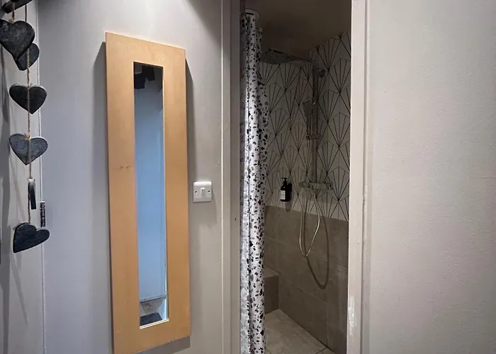 And Quirky Northern Quarter Flat, *