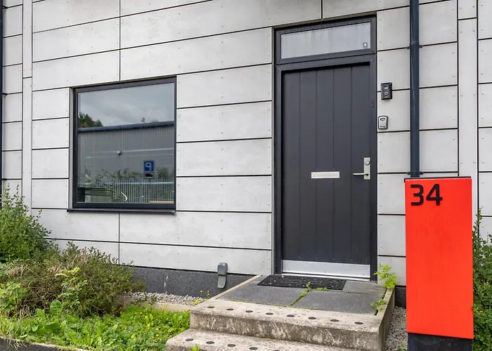 펜션 Large Townhouse 5 Beds With Two Parking Spaces - Centre 맨체스터