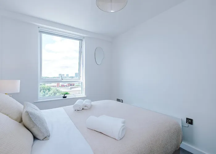 Lejlighed 2br Flat In Salford, Modern, Centre, Wifi, Kitchen *