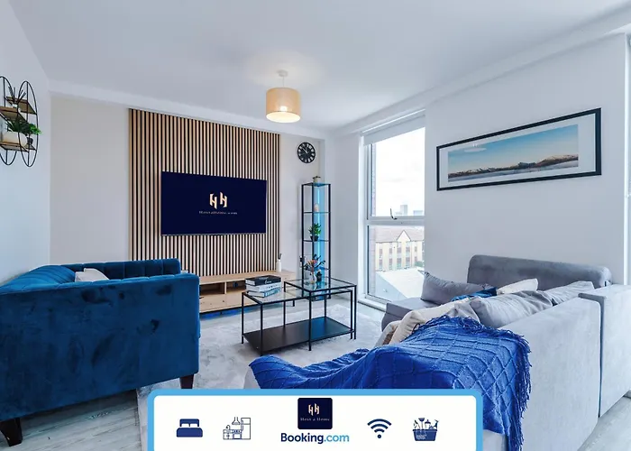 2br Chic And Stylish In Salford, Wifi, Kitchen, Parking With View *