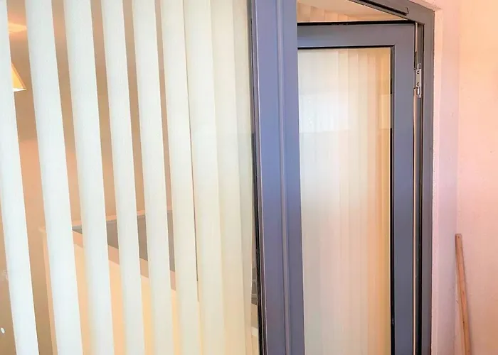 Mosh Hulme 4* Manchester