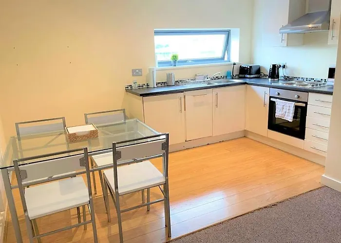 Mosh Hulme Apartmán 4*