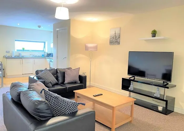 Mosh Hulme Apartmán 4*