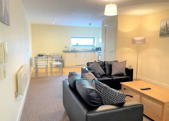 Mosh Hulme Apartmán 4*