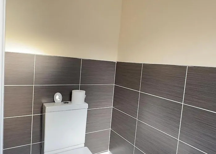 度假居 Stylish 3 Bedroom House 60 - Free Parking *